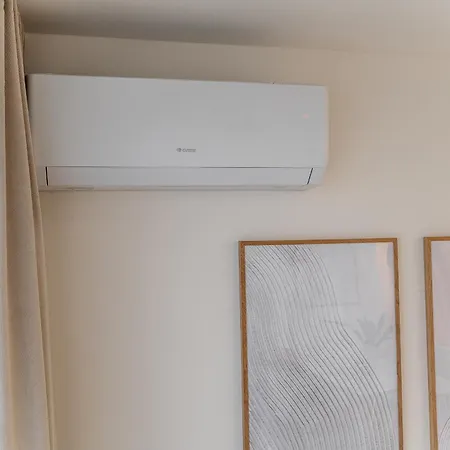 Lejlighed Modern Near Aupark With Ac - Centre