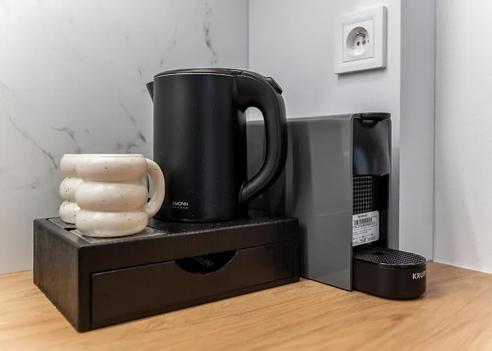 Your Jantarova Daire *